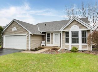 1743 Regatta Dr, Woodbury, MN 55125