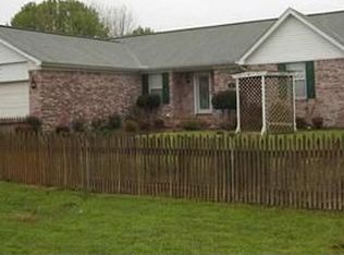 106 Field Crest Dr, Searcy, AR 72143
