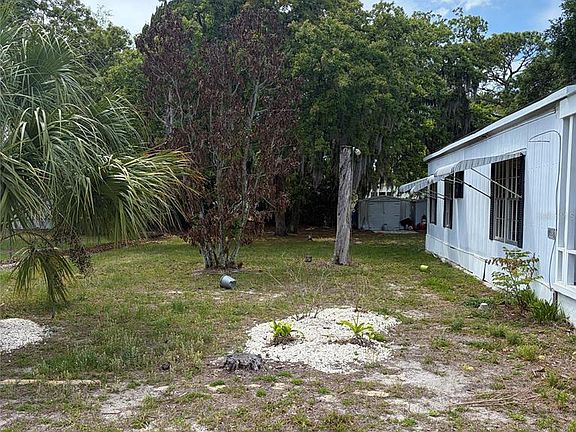 4th image of 13139 Hicks Rd