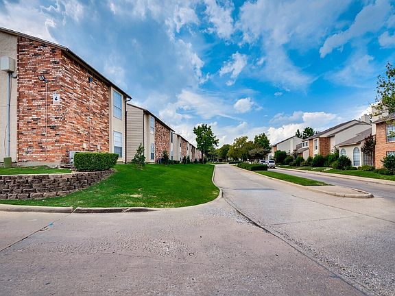 3rd image of 12484 Abrams Rd APT 1623