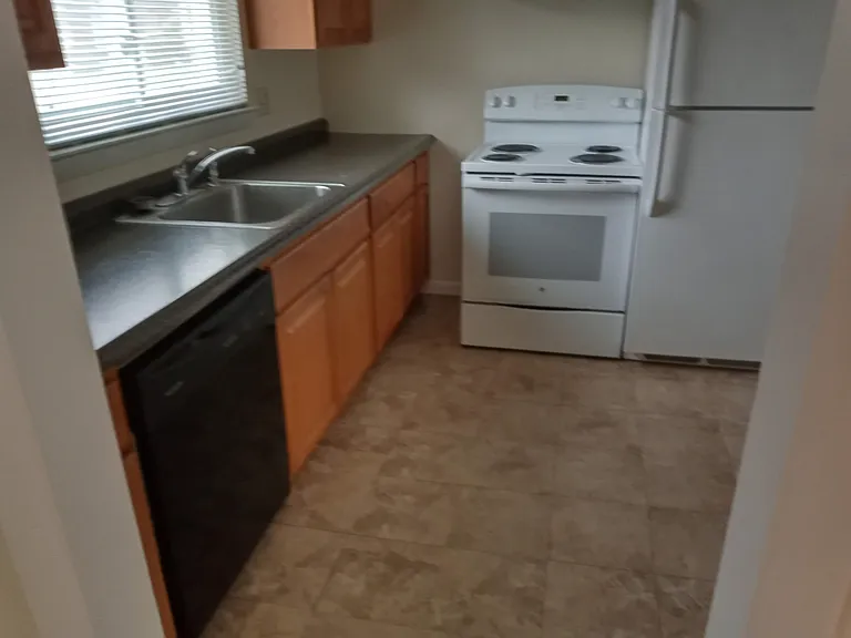 Ramblestone Estates — Photo 8