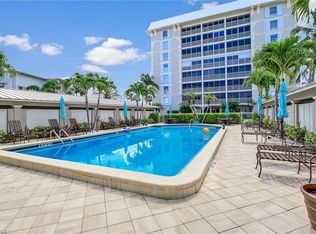 2750 Gulf Shore Blvd N APT 103, Naples, FL 34103