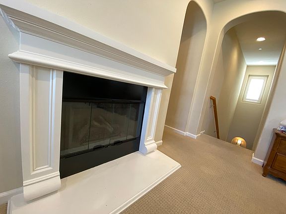 Living room gas fire place