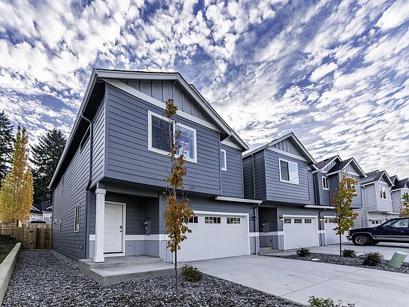 3rd image of 4811 NE 37th Ct