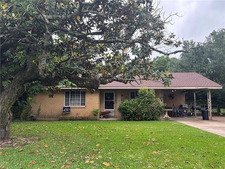 1st image of 700 Texas Ave