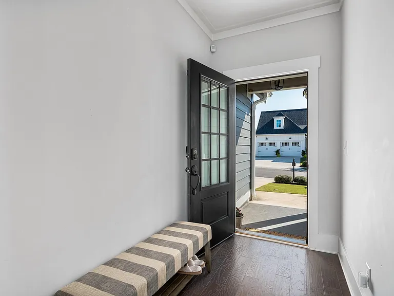 2197 Samuel Pass — Photo 3
