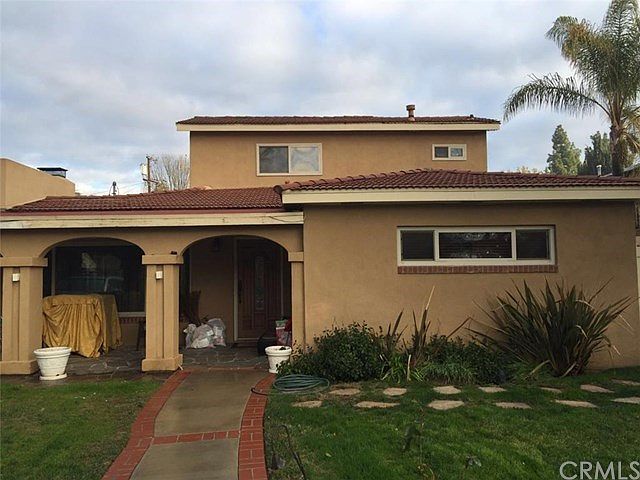 2nd image of 17431 Los Alimos St