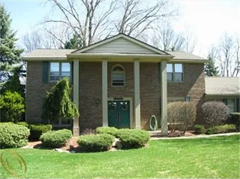 5431 Forest Way photo 1