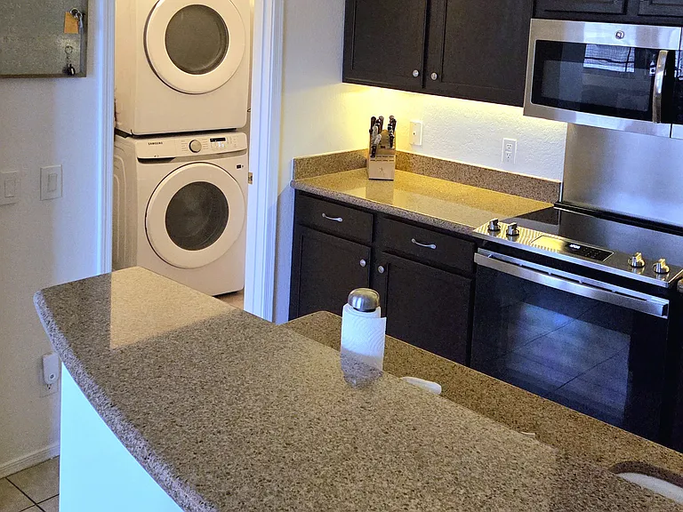 1225 N 36th St #2031 — Photo 3