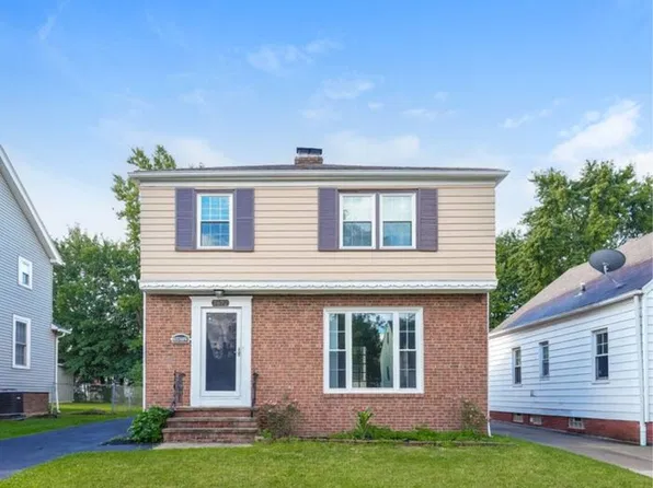 3872 Grosvenor Rd, South Euclid, OH 44118