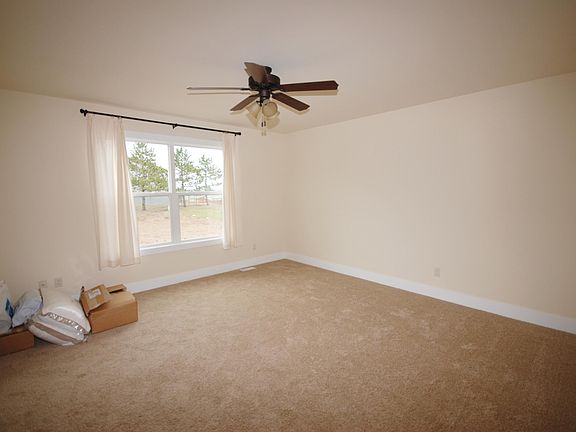 4th image of 873 Cumberland Trl