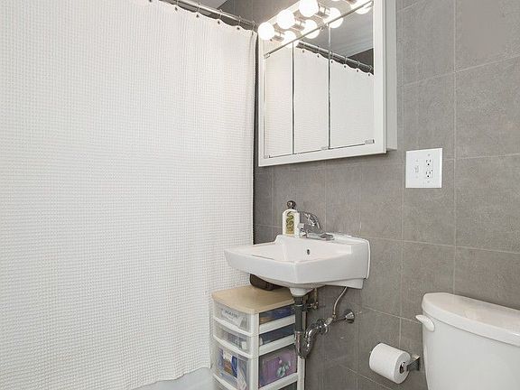 5th image of 455 E 118th St APT 4W