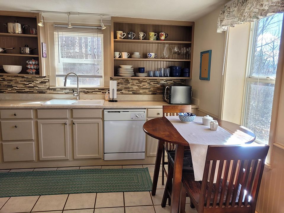 Sunny kitchen