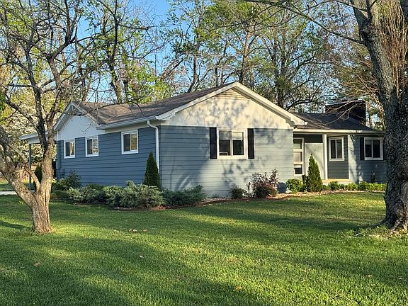 2nd image of 1129 Womack Ave