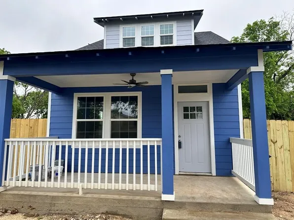 103 Pullen St, Mc Gregor, TX 76657