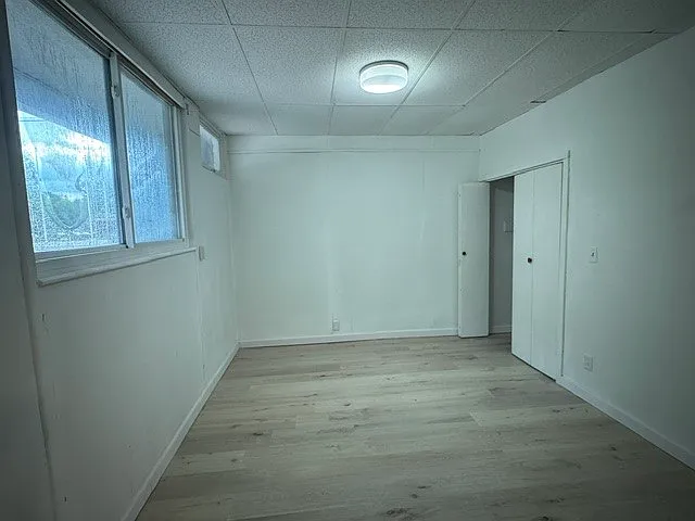 7666 W Ridge Rd — Photo 5