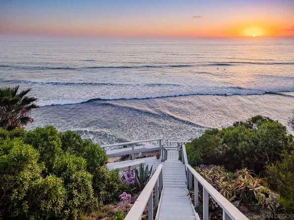 1036 Neptune Ave, Encinitas, CA 92024