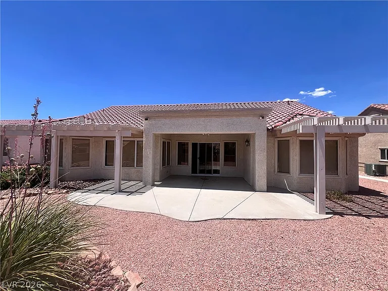 2524 Desert Glen Dr — Photo 4