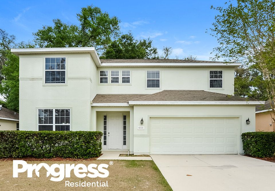 1st image of 451 Cierra Oaks Cir