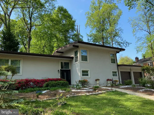 900 Azalea Dr, Rockville, MD 20850