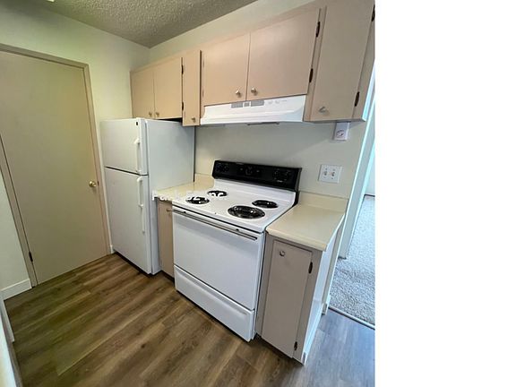 5th image of 4002 S Warner St Unit 11