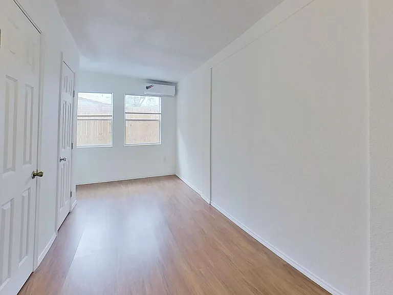 3105 Selfridge Dr — Photo 10
