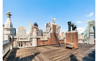 Rented by R New York