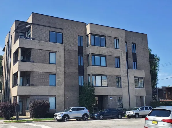 (undisclosed Address), Chicago, IL 60625