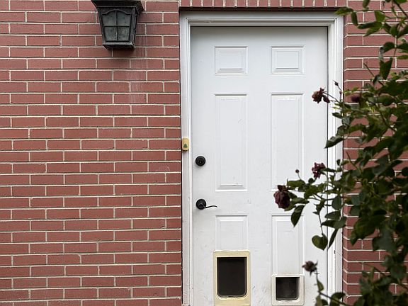5th image of 1408 W Yworry Ln