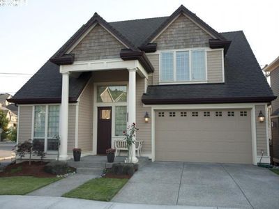 11066 NW Crystal Creek Ln, Portland, OR, 97229