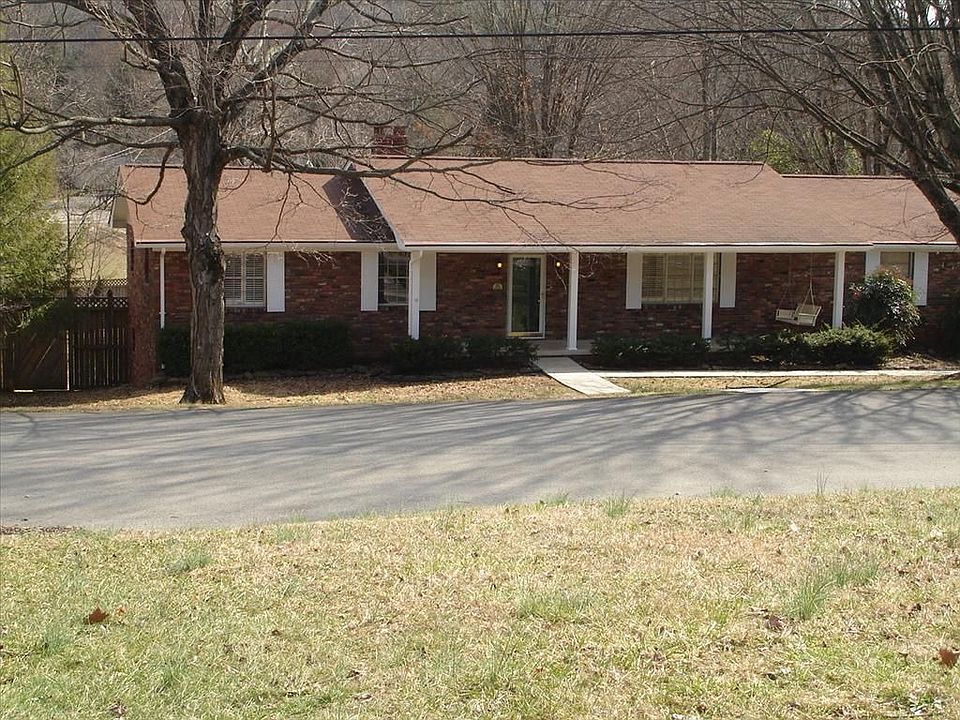 1st image of 10516 Blakewood Dr