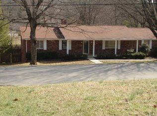 10516 Blakewood Dr, Knoxville, TN 37922