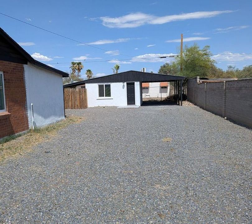 1st image of 648 N Desert Ave