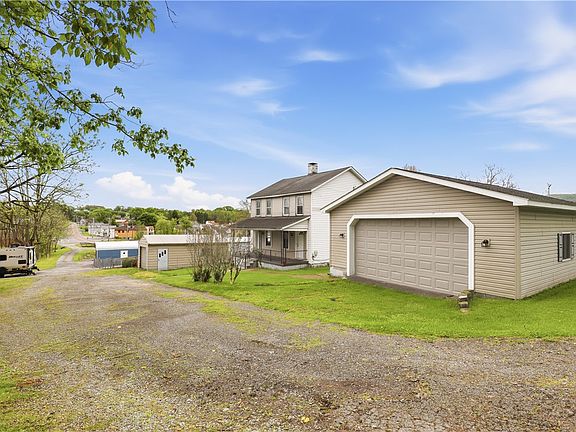 5th image of 119-120 Postal Ln