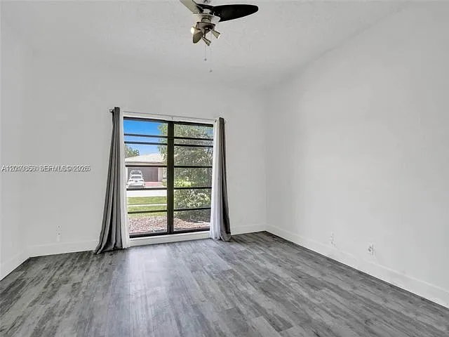 16610 Royal Poinciana Ct — Photo 9