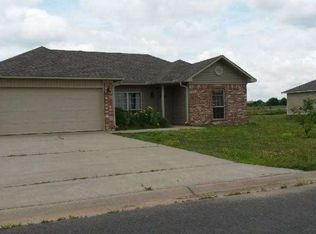 106 Coy Ln, Beebe, AR 72012