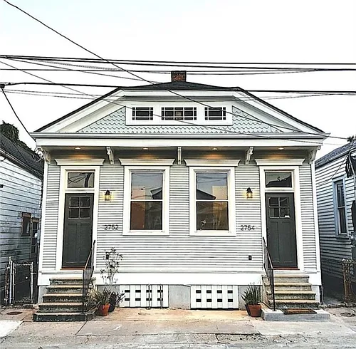 2754 Orleans Ave Photo 1