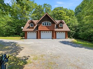 50 Price Point Rd, Lake Of Bays, ON P1H2J3