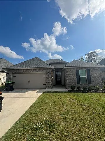 557 Claiborne Trails Dr Photo 1