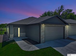 10309 Wayborough Ln, Lincoln, NE 68527