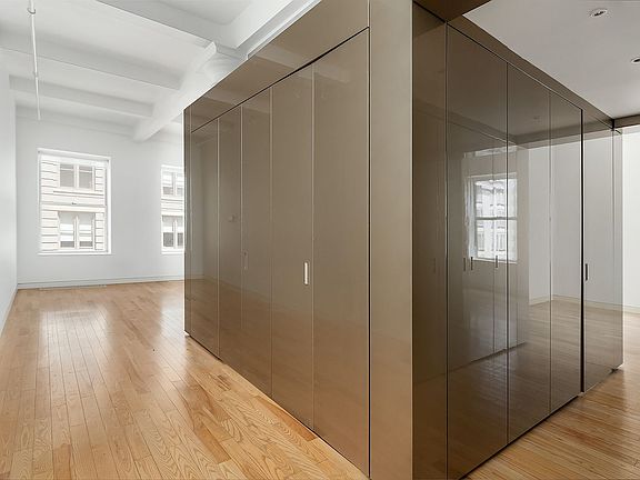 5th image of 16 W 19th St APT 7C