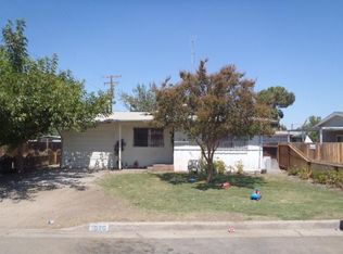1020 W King Ave, Tulare, CA 93274