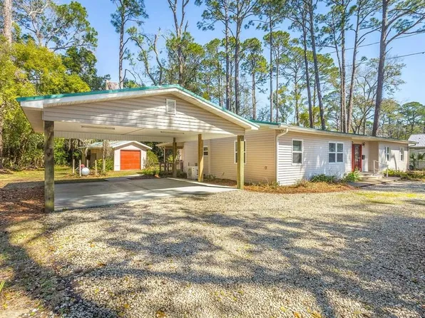 253 The Prado, Apalachicola, FL 32320