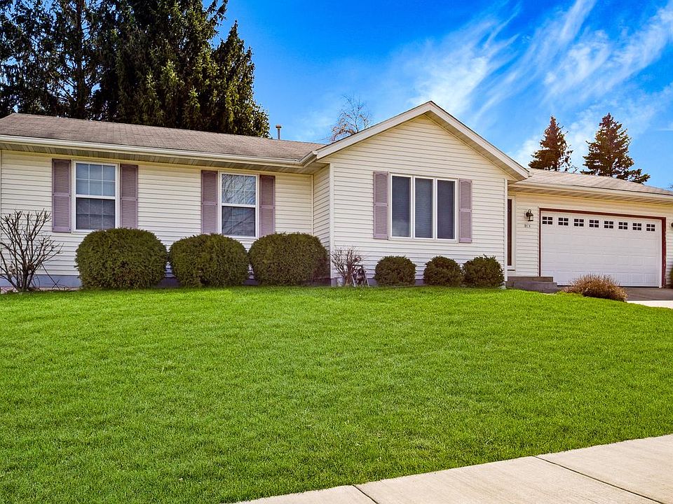 1st image of 819 Mallinger DRIVE