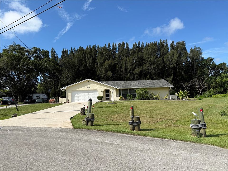 1st image of 2235 10th Ln