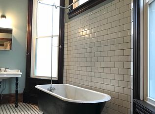 607 S 5th St #A, Springfield, IL 62703