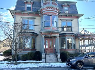 52 Parkis Ave APT 4, Providence, RI 02907