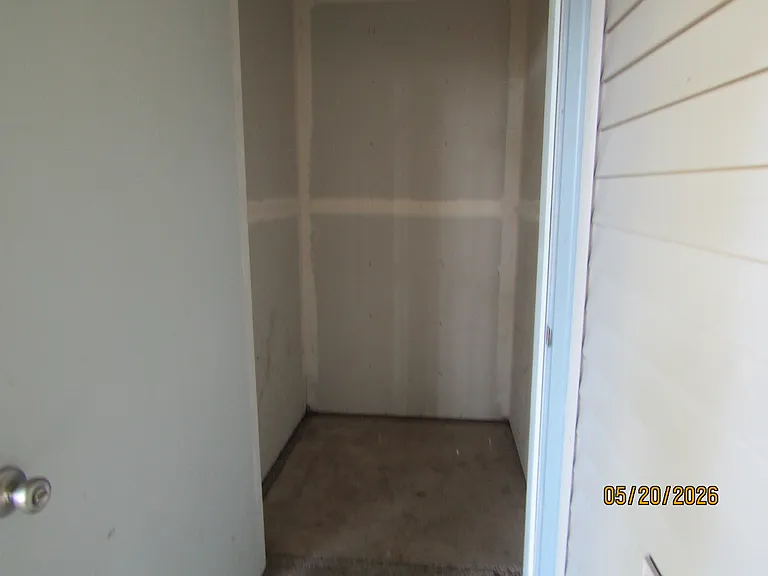 Knox Butte Apartments — Photo 19
