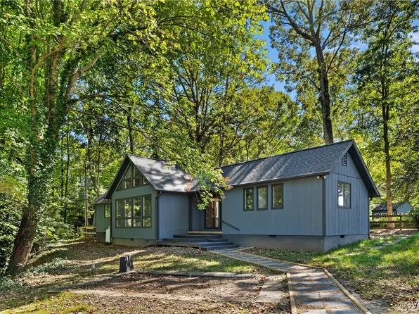 3801 Lake Hills Rd, North Chesterfield, VA 23234