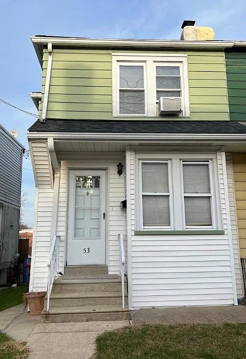 53 N Penn St photo 1